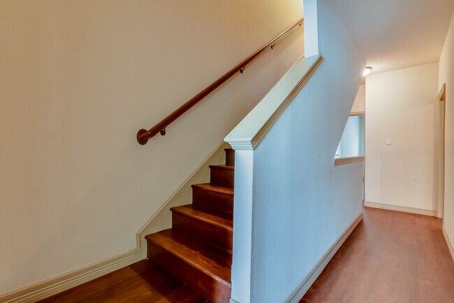 Building Photo - 2724 Forest Park Blvd