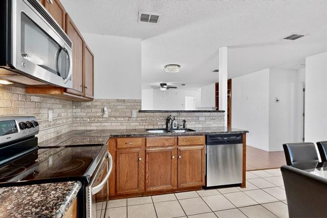 Building Photo - 2016 Swenson Ct