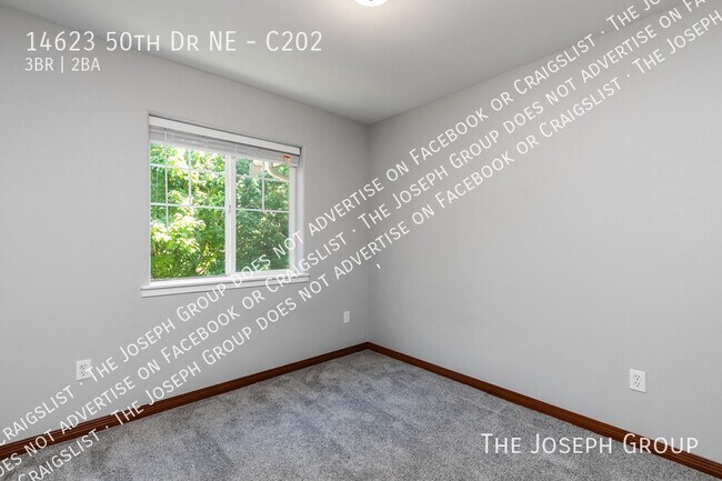 Building Photo - 14623 50th Dr NE