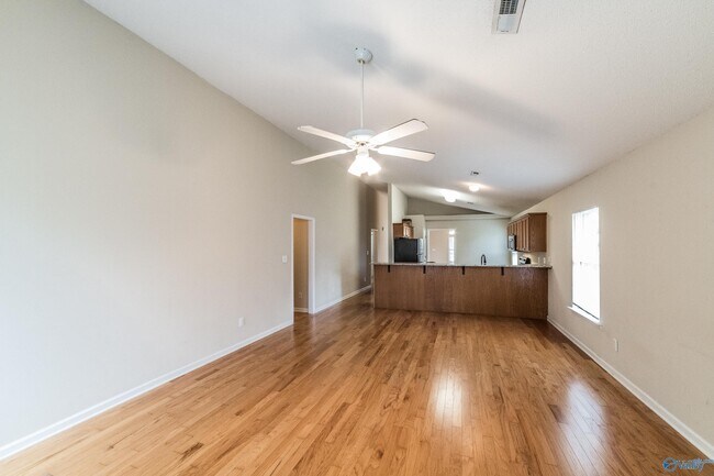 Building Photo - 135 Bremerton Dr SW