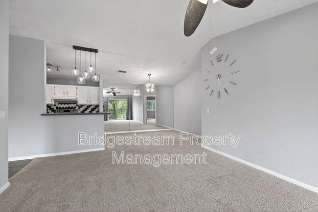 Building Photo - 6591 Brigham Sq