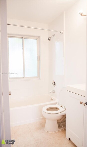 Building Photo - 7523 SW 109th Ave