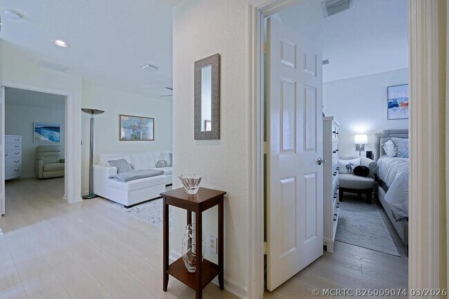 Building Photo - 4156 Meade Way