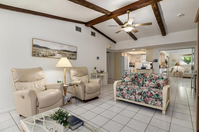 Building Photo - 2220 Broad Ranch Dr