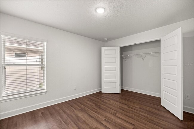 Building Photo - 5826 SW 83rd Ln