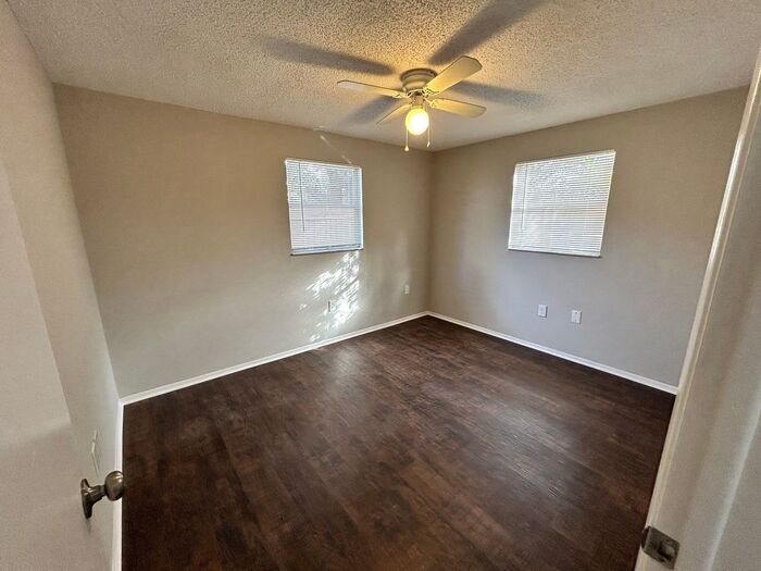 Building Photo - 7316 Nova Scotia Dr