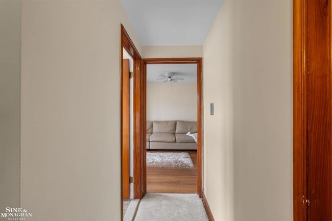 Building Photo - 476 St Clair Ave