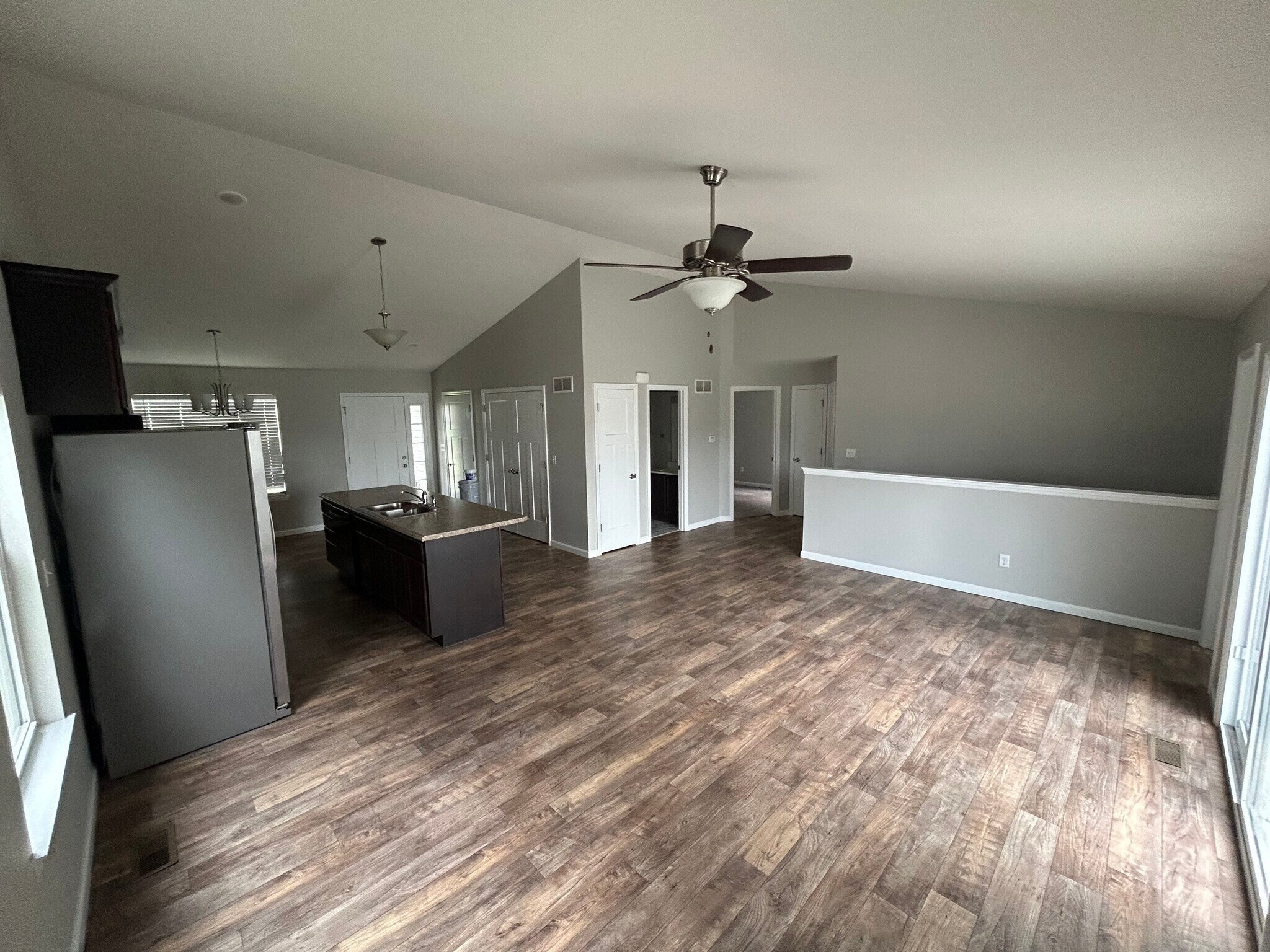 Building Photo - 281 Autumn Oaks Dr