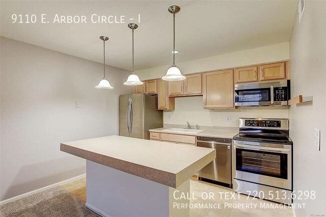 Building Photo - 9110 E Arbor Cir
