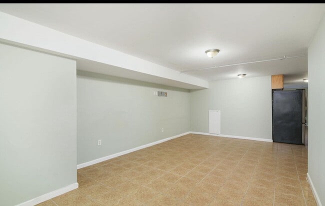 Building Photo - 1782 Frankford Ave