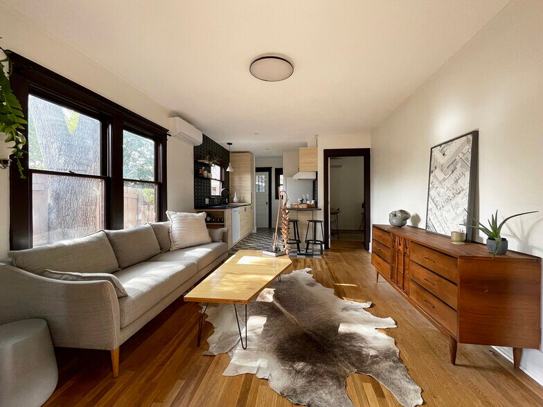 Primary Photo - 204 N Avenue 55