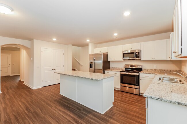 Building Photo - 590 Wilkins Rd, Midway, GA