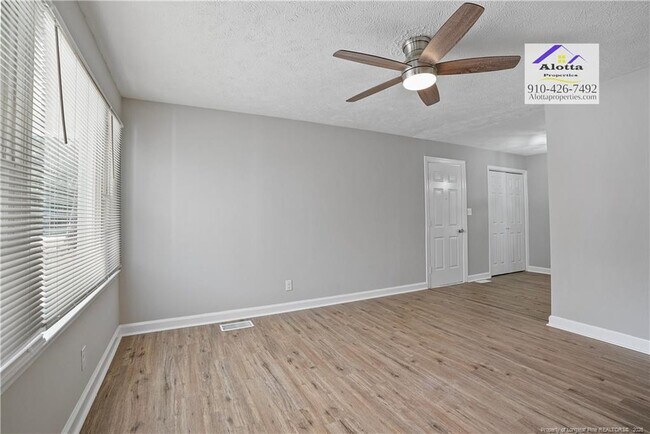 Building Photo - 2312 Enloe St