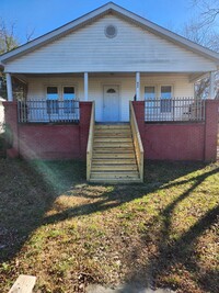 Building Photo - 4br/2ba House in Downtown (Durham)