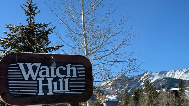 Building Photo - Light Bright 2 BDR plus Loft 3BATH SEASONAL WINTER RENTAL 2026