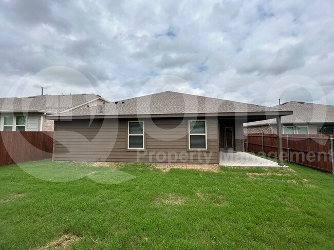 Building Photo - 3920 Glastonbury Rd