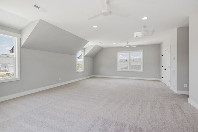 Building Photo - Luxury home in Southbrooke community in Franklin, TN