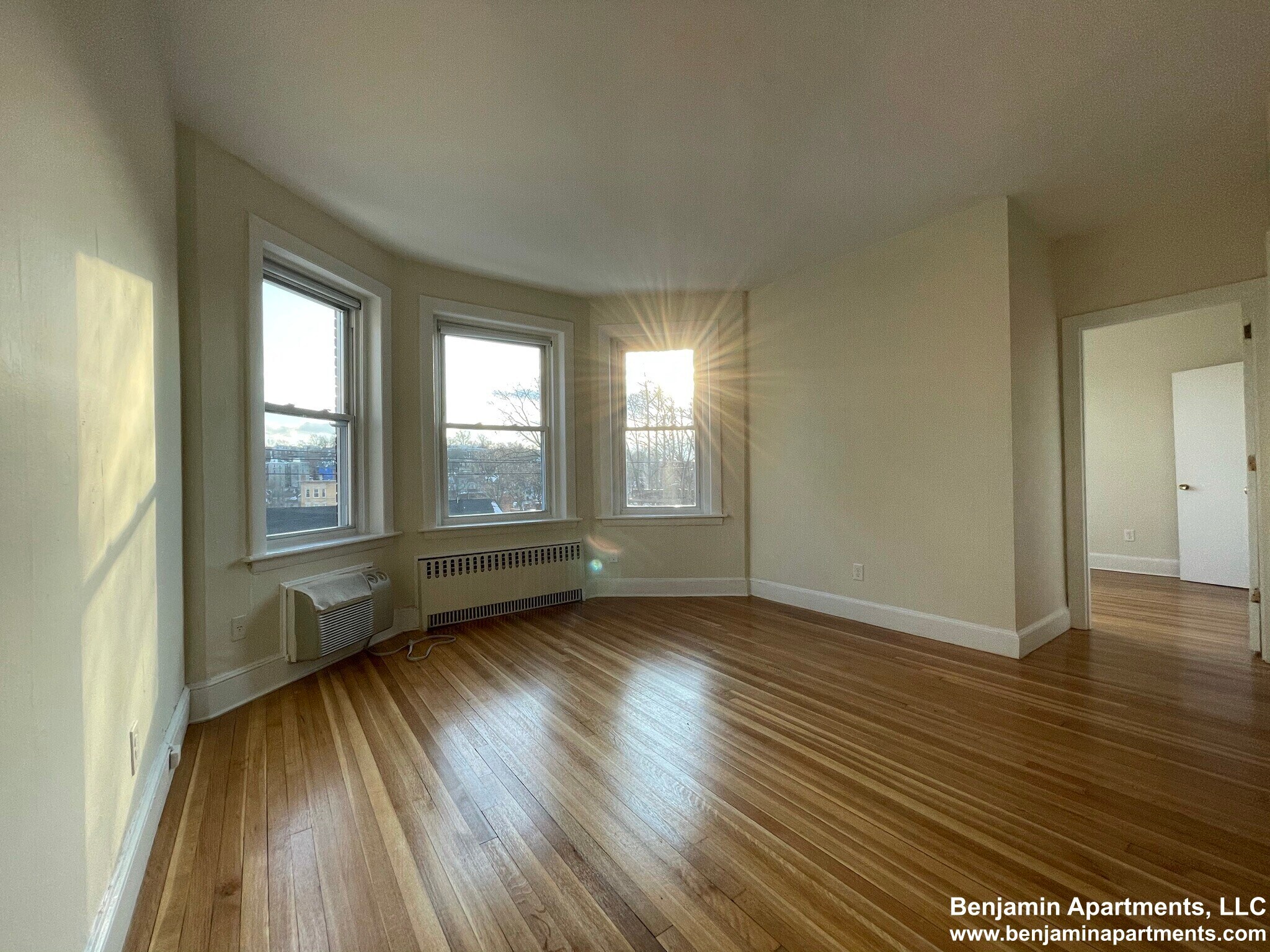 Building Photo - 33 Lancaster Terrace