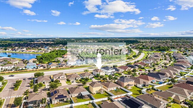 Building Photo - 14517 Dunrobin Dr