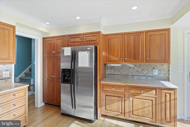 Building Photo - 6543 Cedarwood Ct
