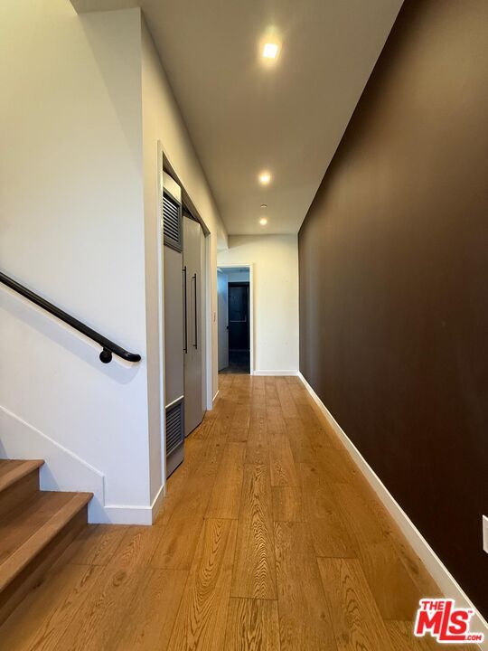 Building Photo - 532 W Elk Ave