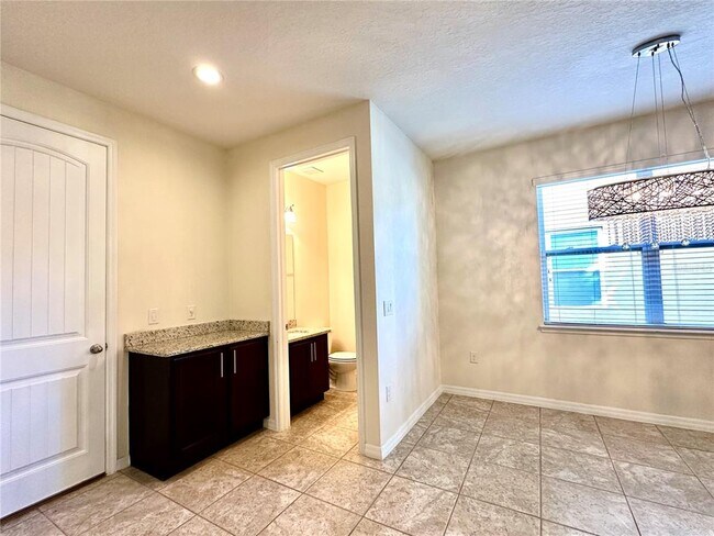 Building Photo - 13892 Summerport Trail Loop