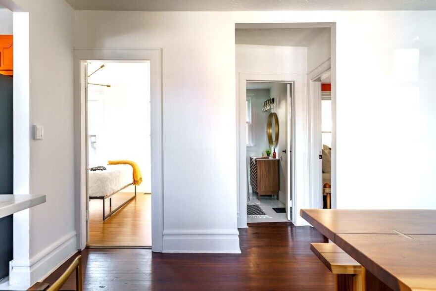 Building Photo - 29 Lundy St