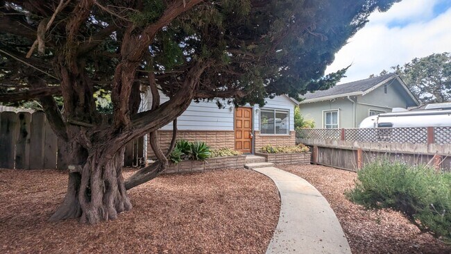 Primary Photo - Updated 3-bedroom, 2-bath home in PG!