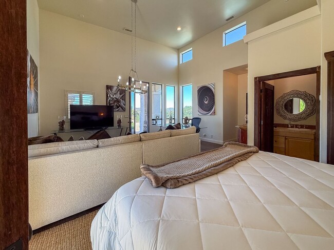 Building Photo - AVAILABLE NOW - Furnished Luxury Wine Coun...