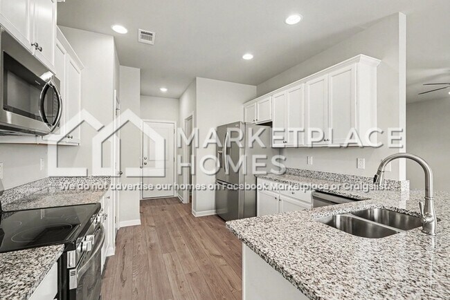 Building Photo - 225 W L Miller Dr