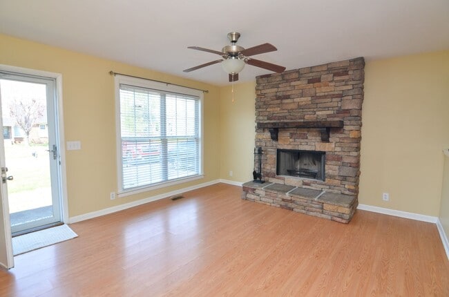 Building Photo - 4924 Teton Dr