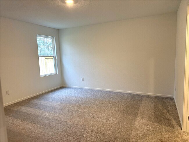 Building Photo - 1511 Crowson Rdg