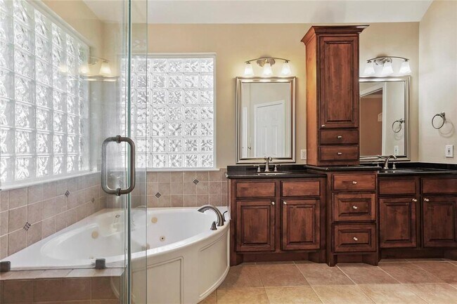 Building Photo - 10 Dove Trace Cir