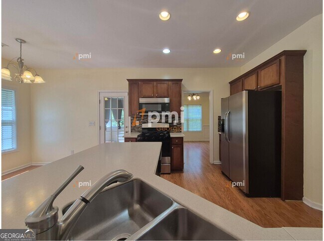 Building Photo - 1560 Bramlett Hill Ln SE