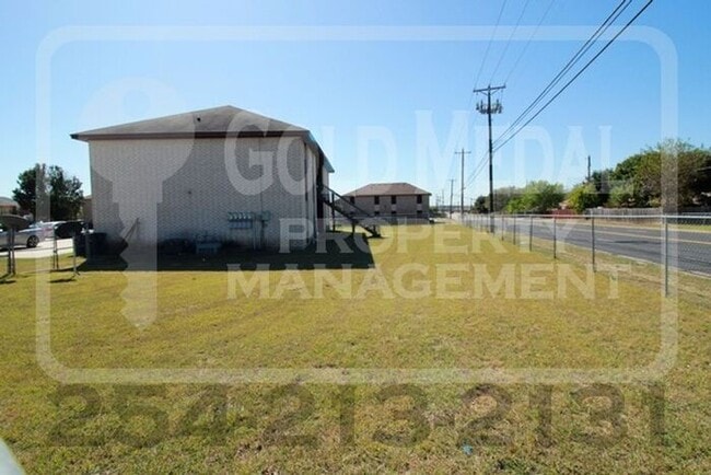 Building Photo - 1708 Spring Rose Cir
