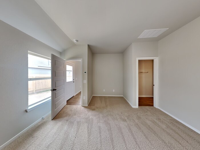 Building Photo - 539 Zeus Mountains Dr