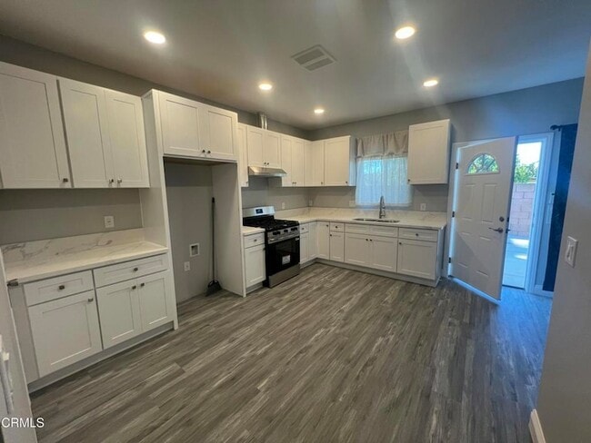 Building Photo - 4731 Tulsa Dr