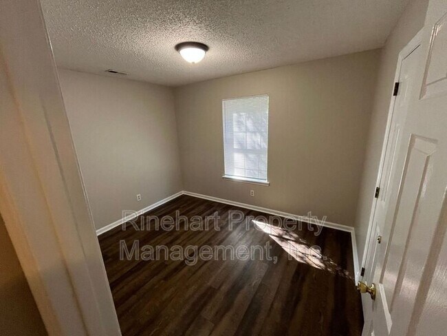 Building Photo - 1149 Wesley Wood Dr
