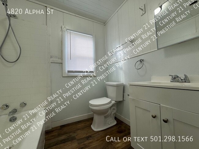 Building Photo - 4820 Alpha St