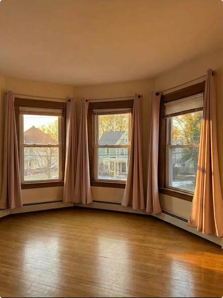 Building Photo - 16 Boston Ave