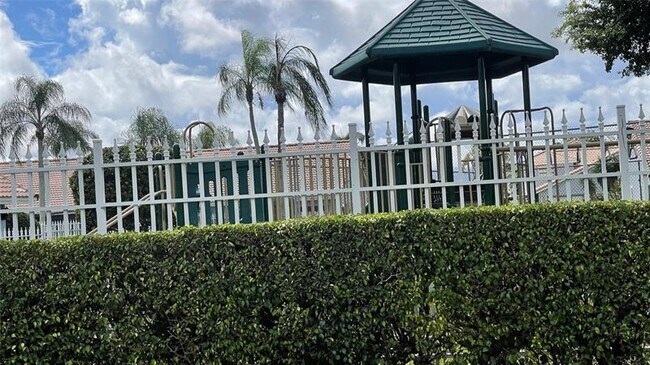 Building Photo - 6425 96th Pl S