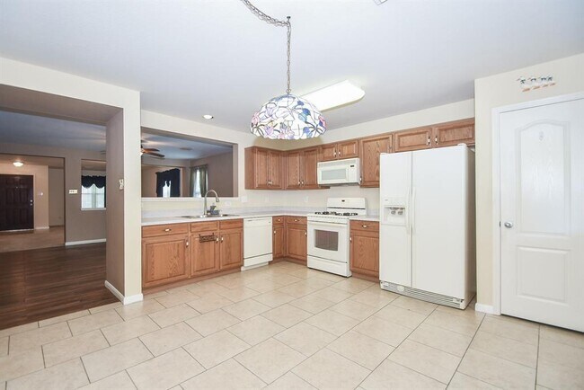 Building Photo - 16211 Cole Bridge Ln