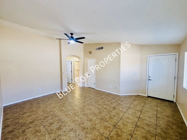 Building Photo - 4775 S Wild Rose Dr