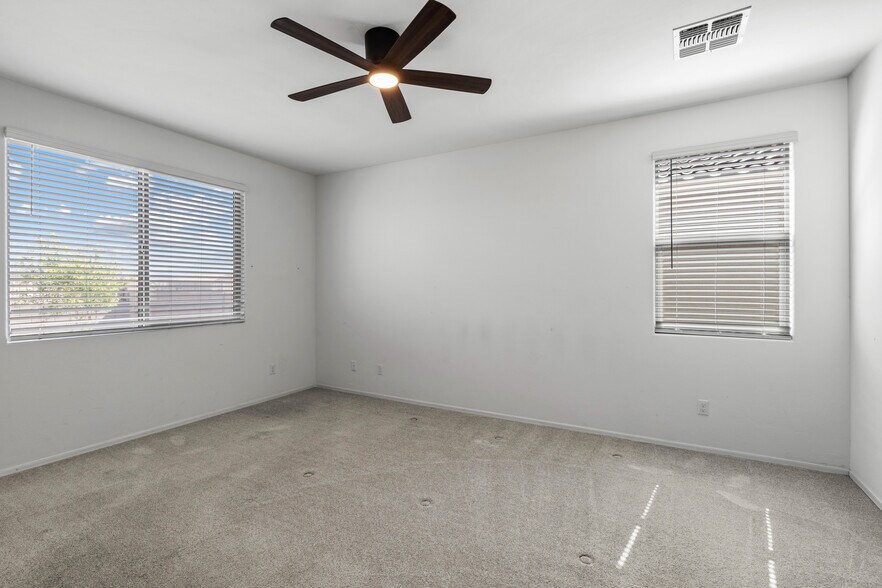 Building Photo - 12366 N Cervelli Ave