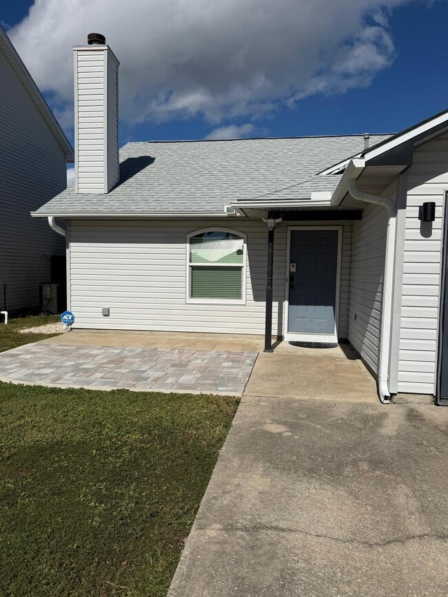 Building Photo - 38 Ruby Cir