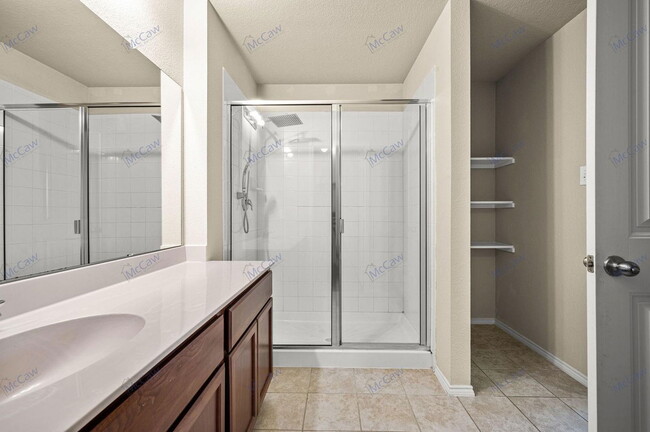 Building Photo - 2492 Saldana Dr