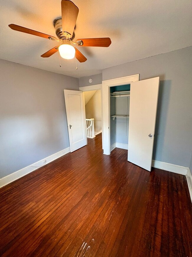 Building Photo - 4 Bedroom 1.5 Bath in Suburban SD- Large Yard/Deck and Garage