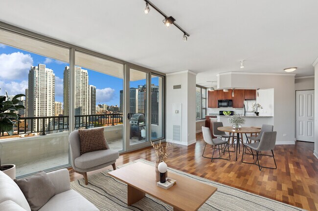 Building Photo - 200 N Jefferson St