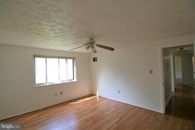 Building Photo - 19517 Gunners Branch Rd