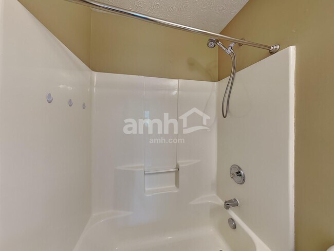 Building Photo - 12700 Hearthstone Dr